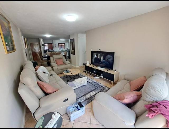 3 BEDROOM APARTMENT FOR SALE IN DIE HOEWES